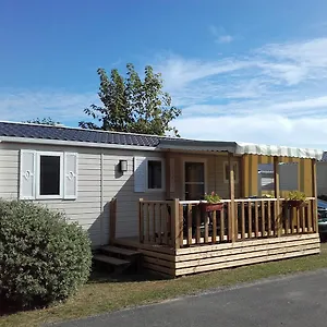 **** Camping Camping Les Mielles France